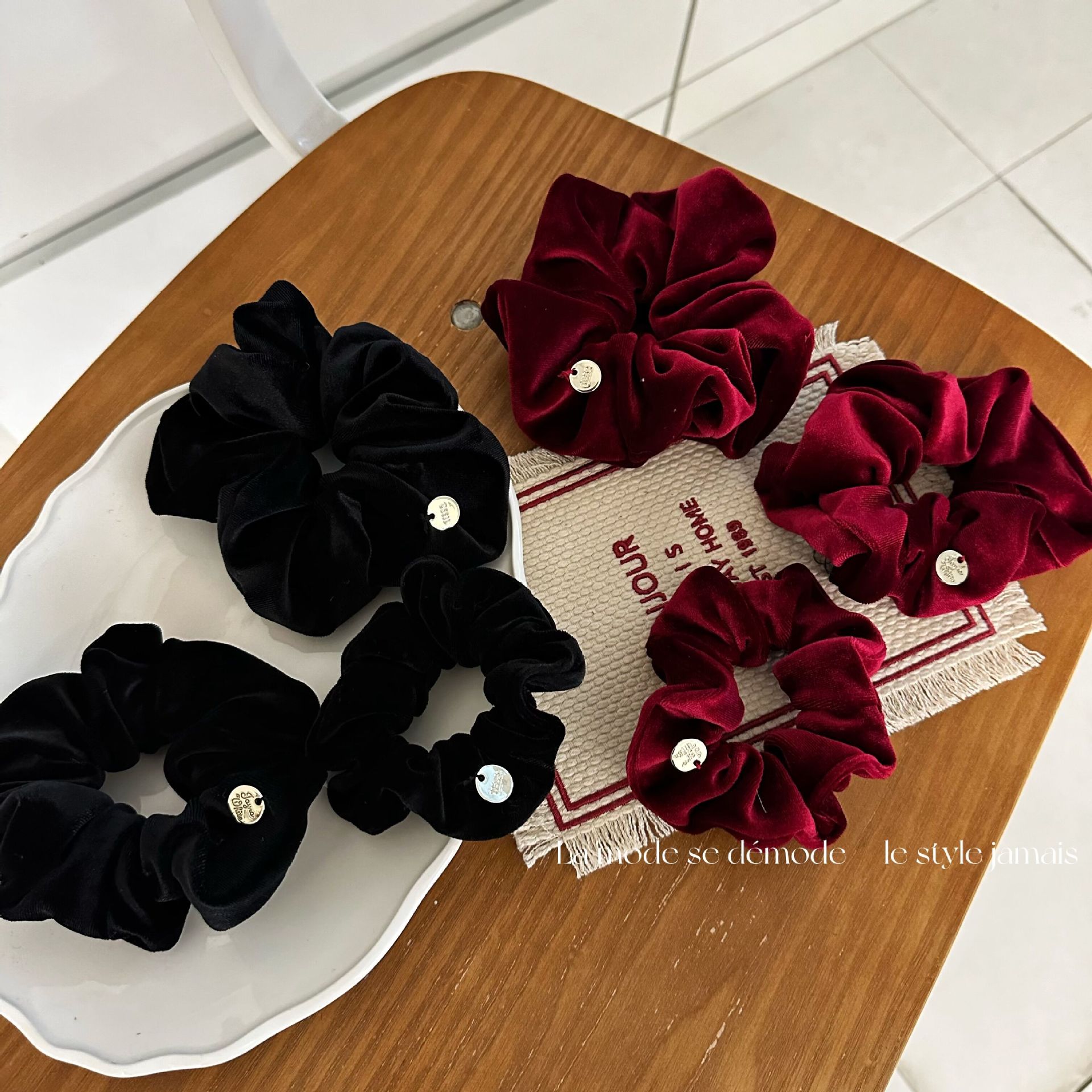 Woman Elegant Velvet Elastics  - Tablet Holder Accessories 评论和价格