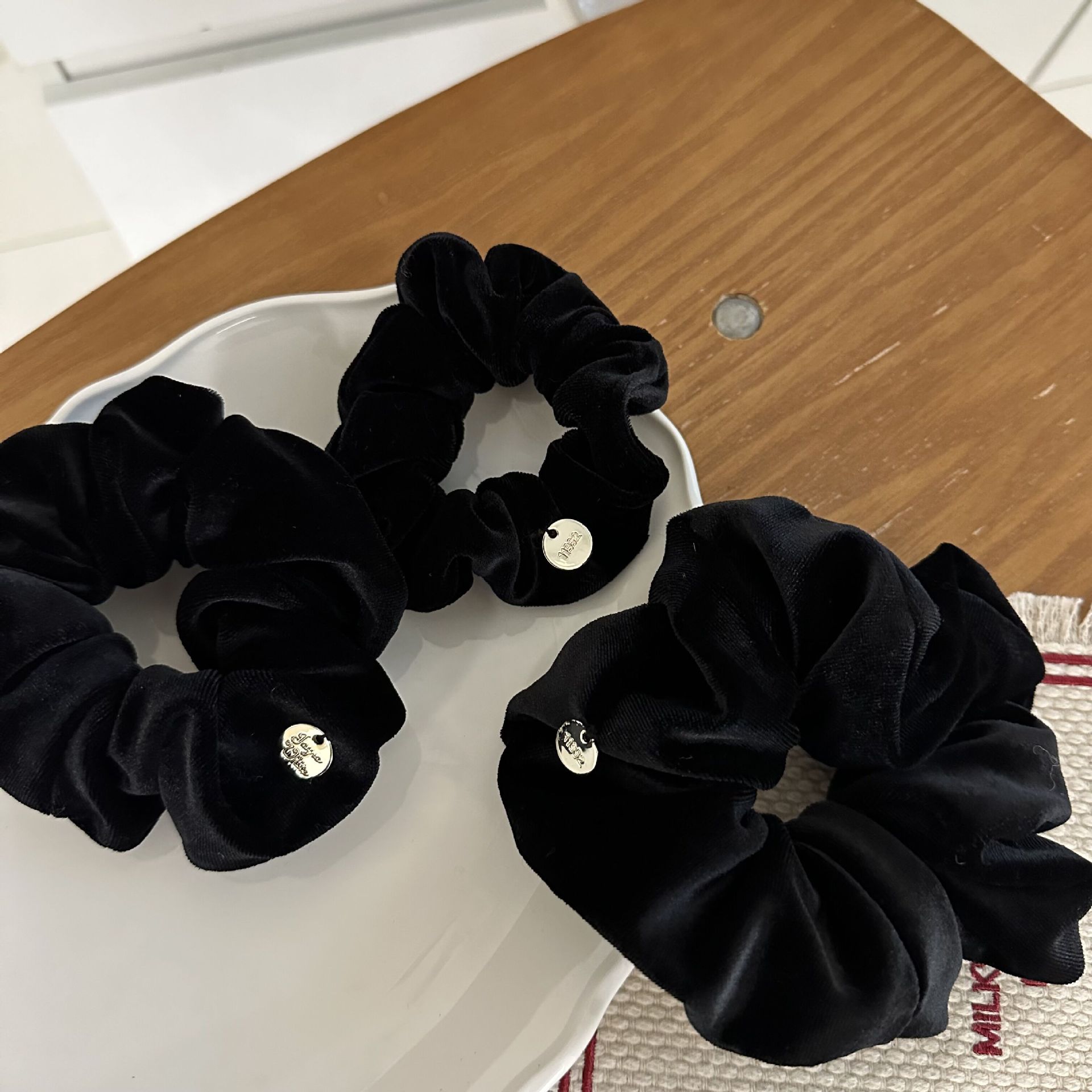 Woman Elegant Velvet Elastics  - Tablet Holder Accessories 评论和价格