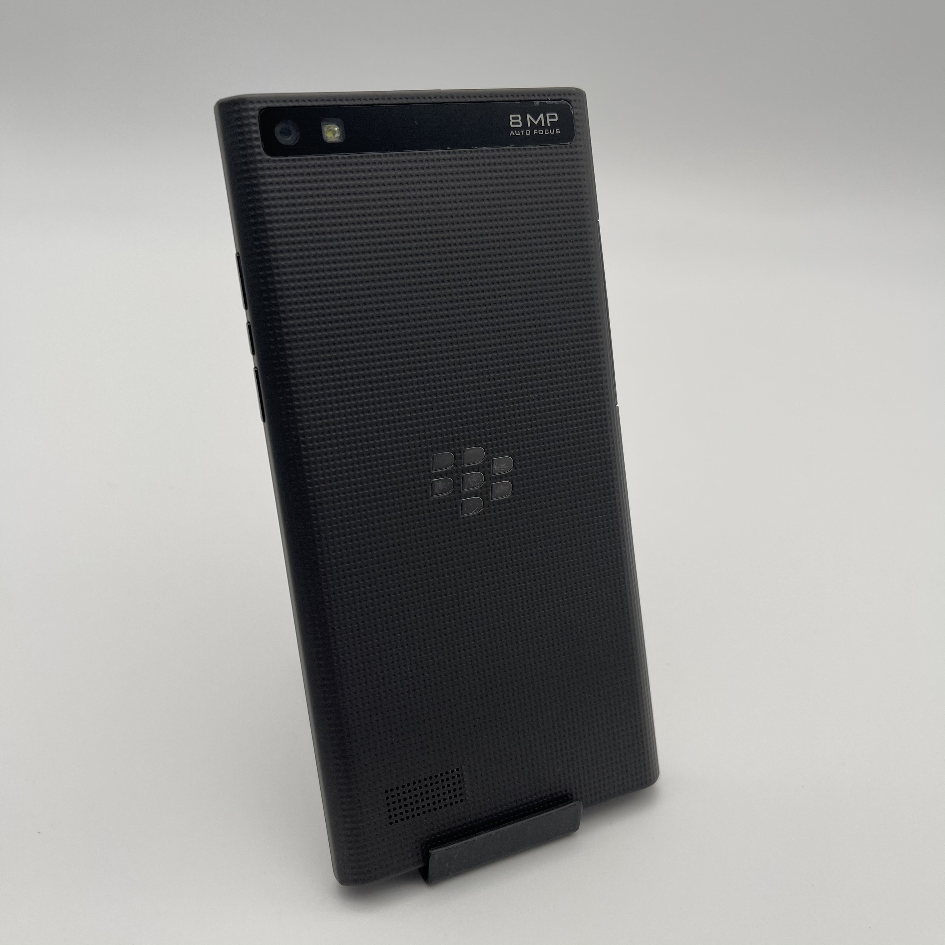 Blackberry Leap Z20  Refurbish - Mobile & Tablet Accessories 评论和价格